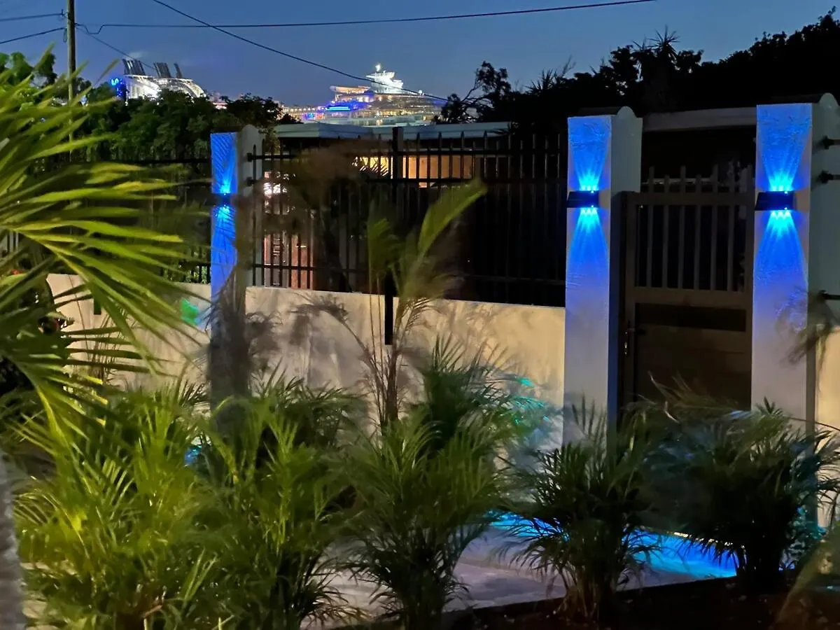 Lejlighed Eagle Stays Aruba-New Luxury, Cozy & Spacious Studio Near Eagle Beach! Oranjestad